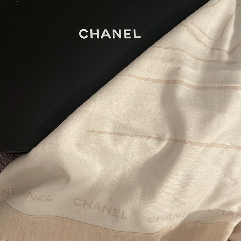 Chanel wool and silk throw